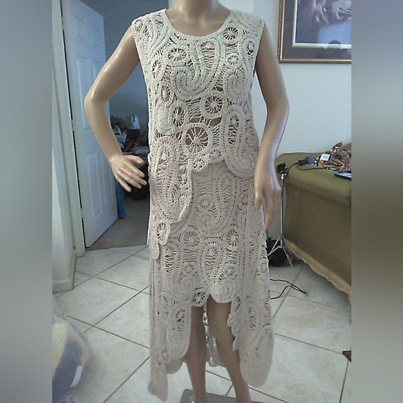 BNWOT AMZ. HANDMADE CROCHET SKIRT/TOP SET (3 WAYS SKIRT) CREAM SEE Measurements - Picture 12 of 16